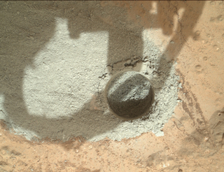 Illustration for article titled 8 Places Where the Curiosity Rover Left Drill Holes on Mars